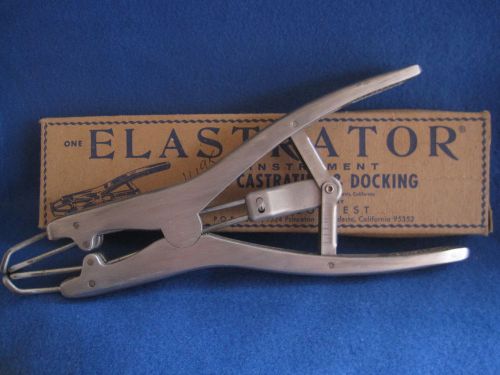 Vintage FARM ELASTRATOR INSTRUMENT for CASTRATING &amp; DOCKING ANIMALS &#039;Nasco West&#039;