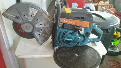 Makita  Cut Saw/Concrete Power Tool w/3 diamond blades