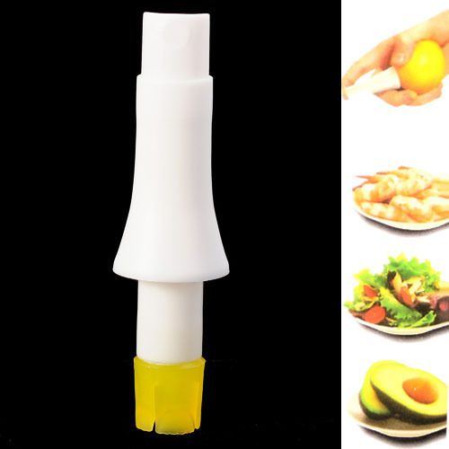 Stylish Handy Plug and Spray Manual Serration Straw Fresh Fruit Juice Sprayer