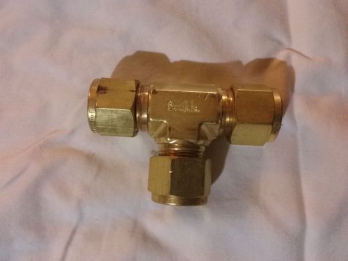 Swagelok Brass 3 way Union 1/2&#034;