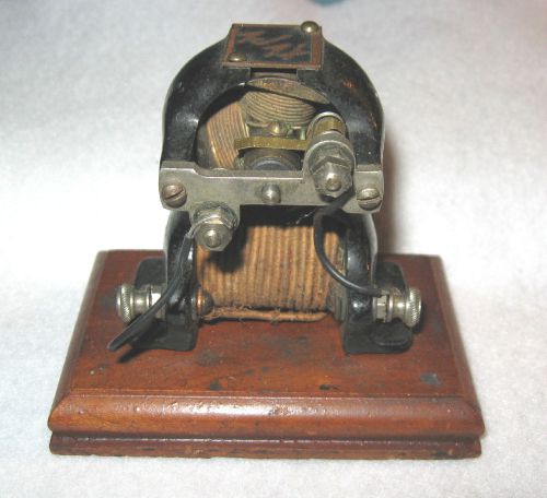 VINTAGE ANTIQUE AJAX ELECTRIC MOTOR STEAM ENGINE TOY