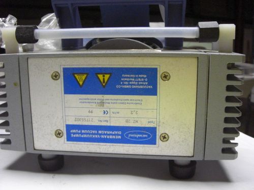 Diaphram vacuum pump