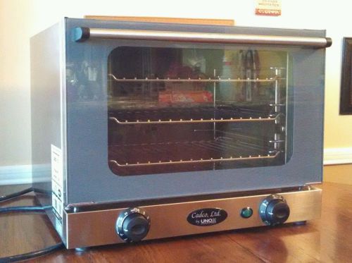 Cadco Unox OV-250 XA006 Commerical Electric Convection Oven (Quarter Size) 120 V