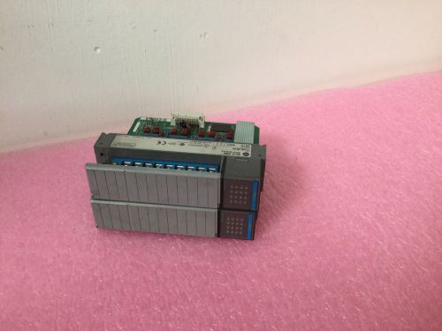 2 Allen Bradley SLC500 Output Module 1746-IB16 series C