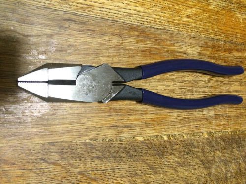 Klein Linesman Pliers D-213-9