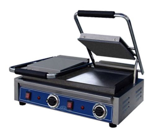 Globe GSGDUE10 Bistro Panini Grill, double, countertop, electric