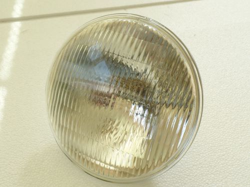 SYLVANIA 500PAR64 MFL Sealed Beam Light Bulb