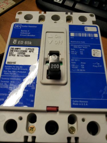 CUTLER HAMMER ED3200 NEW BREAKER TAKEOUT 3P 200A 240V #B46