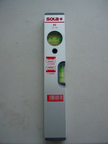 SOLA AV 30 CM 16&#034; LEVEL EXCELLENTCONDITION