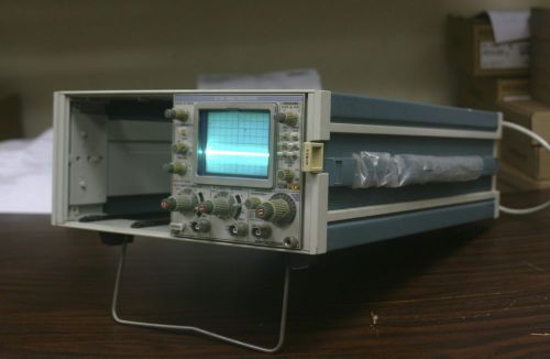 Tektronics SC 504 80MHz Oscilloscope with Plug-In Rack Module TM 504