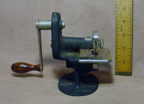 Singer Hand Crank Fabric Cutter Bradded Rugs Etc.