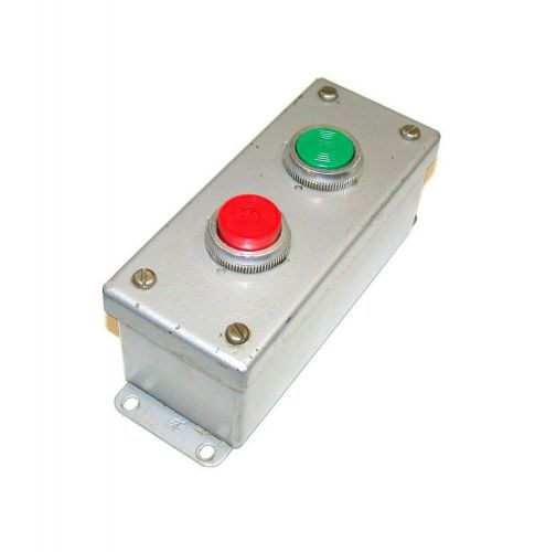 Allen bradley 30.5 mm start/stop pushbutton station  2 3/4&#034; x 3&#034; x 6 1/4&#034; for sale