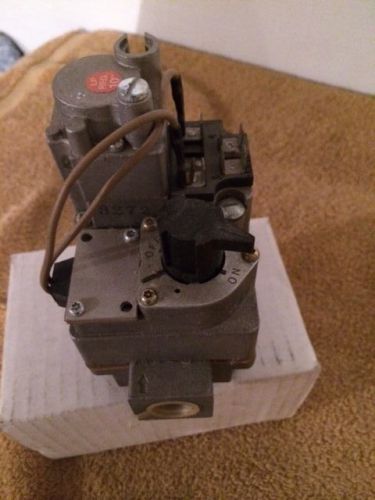 White Rogers Gas Valve Model 36C74  LP Gas, 24 V, HVAC