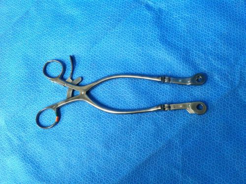 V. Mueller Cervical Articulating Retractor NL9215