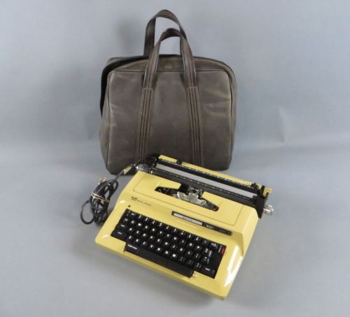 Vintage smith corona electra type writer 3lma w. bag tested needs repair for sale