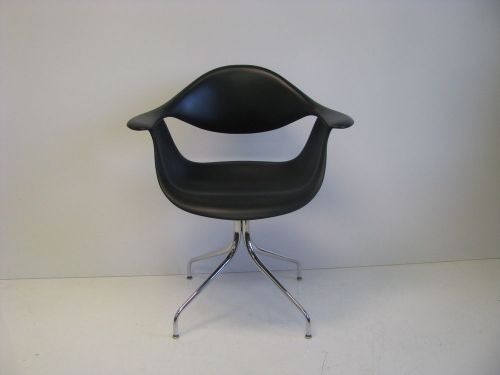 Herman Miller NELSON Swag Leg  Armchair  BLACK WITH CHROME BASE eames aeron NICE