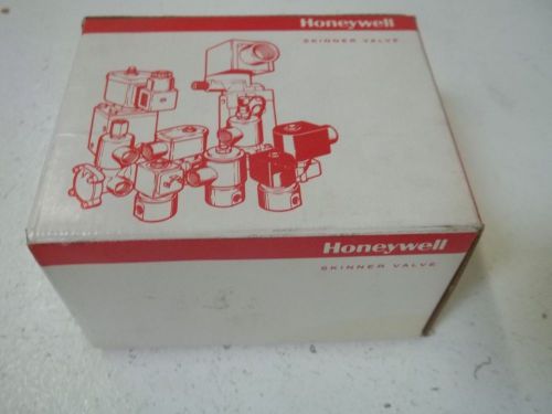 HONEYWELL 71395SN2GNJ1N0L111P3 SKINNER VALVE  120/60 *NEW IN A BOX*