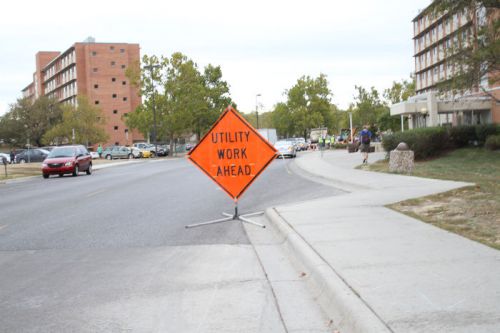 Utility Work Ahead 48&#034; X 48&#034; Vinyl Fluorescent Roll Up Construction Sign &amp; Base