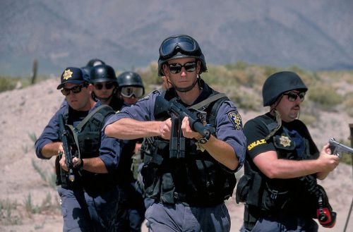 Corel Stock Photo CD Corel Police Tactical Unit Serie 3