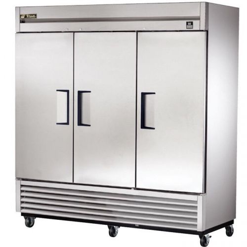 TRUE T-72 (72 cu ft) S/S 3-Door Reach-in Commercial Refrigerator.