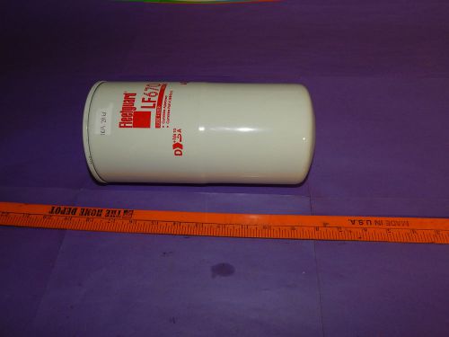 Fleetguard LF670 Oil filter for Cummins truck