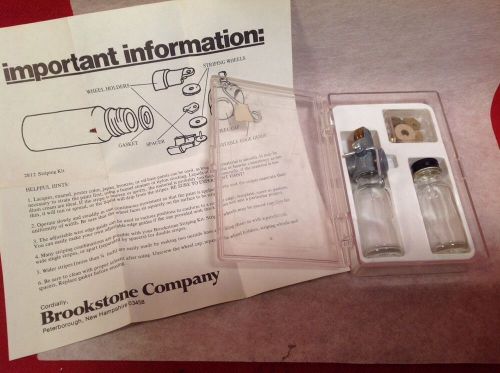 Brookstone Paint / Pin Striping Tool / Kit, New in Box