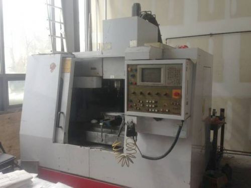 Yang SMV-600 CNC Vertical Machining Center W/ Mitsubishi Meldas 500