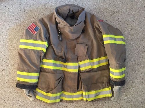 Globe Firefighter Jacket / Turnout Gear NICE!!!