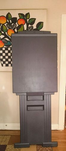 Quartet Duramax Portable Presentation Easel WITH CASE 72&#034; Dark Gray-Used