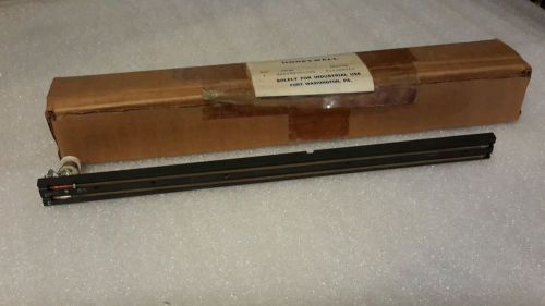 HONEYWELL 30078974-004 SLIDEWIRE CHART RECORDER NEW NOS $59