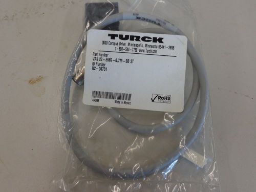 TURCK CONNECTOR PART #VAS 22-E669-0.7M-SB 3T