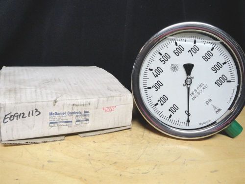 Mcdaniel controls * pressure gauge * range 0-1000 psi * stainless steel * new for sale