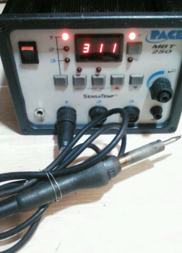 Pace MBT250 Soldering Station with 1 Attachment. Ready to solder
