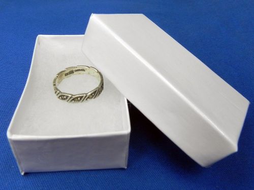100 white cotton filled gift boxes 2-5/8&#034; x1-1/2&#034; jewelry charm ring box for sale