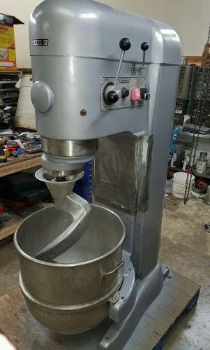 Hobart 140 qt V1401 Mixer 5 HP With Bowl and Hook