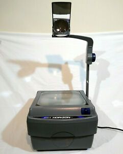 Apollo Model 16000 Overhead Projector 2000 Lumens 14 1/2 x 15 x 27 - MINT COND.