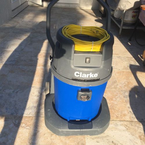 Clarke summit 13 extraction machine for sale