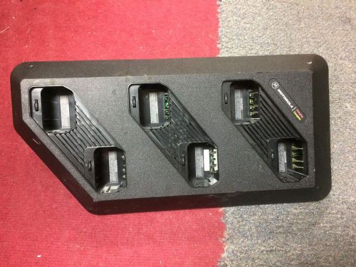 Motorola HTN 9748C 6-Bay Radio Battery Charger Unit - No Power Supply.