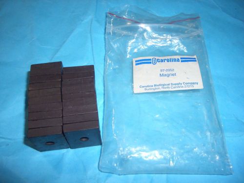 19 CAROLINA MAGNET 97-2052 1&#034; X 3/4&#034; X 14&#034; HOLE IN CENTER BROWN RECTANGLE SHAPE