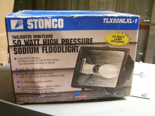 50 W HPS OUTDOOR FLOOD FIXTURE    nib  TLX50NXLX  LAMP INC SECURITY LANDSCAPE