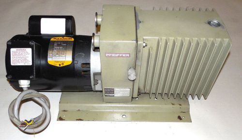 PFEIFFER BALZERS 3/4 HP DUO 012A VACUUM PUMP