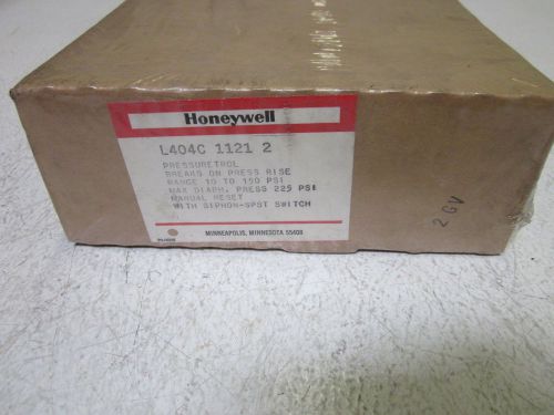 HONEYWELL L404C 1121 2 PRESSURETROL *NEW IN A BOX*
