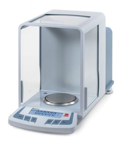 Ohaus DV215CD Discovery Analytical Balance NEW 210G X 0.1MG (81 G x 0.01 MG)