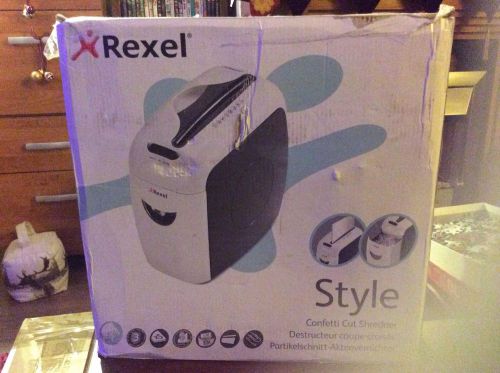 Rexel Style Confetti Cut Shreader Faulty