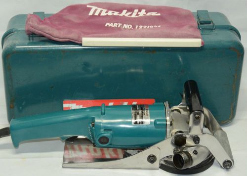 Makita PC1100 Concrete Planer