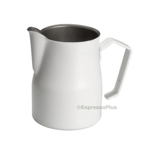 MOTTA WHITE PROFESSIONAL MILK FROTHING PITCHER - 25 oz