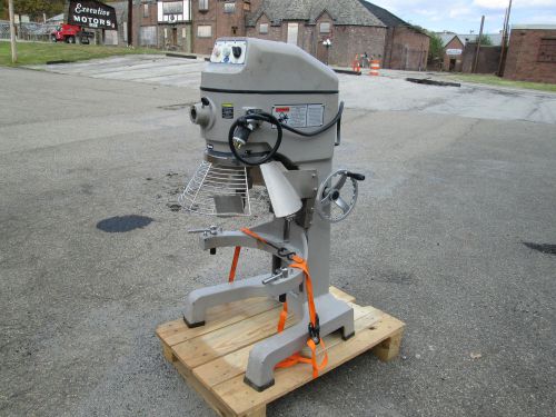 GLOBE SP60 ~ SP 60 ~ 60 QUART COMMERCIAL MIXER ~ PIZZA ~ DOUGH ~ BAKERY 3MON OLD