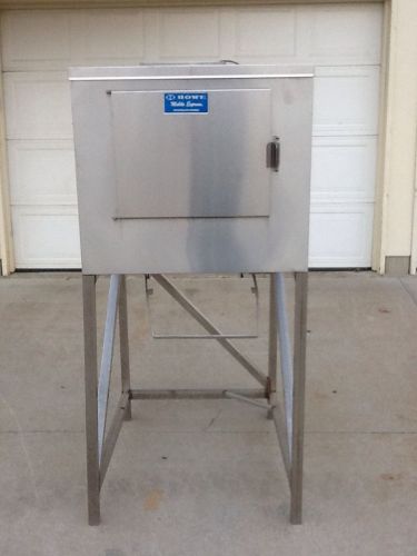 Howe mobile express ice storage system ice maker bin ice making equipment for sale