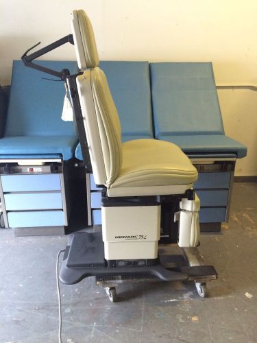 Midmark 75 L Programmable Power Procedure chair four function