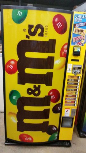 M&amp;M Mars Candy Vendo V669 Vending Machine